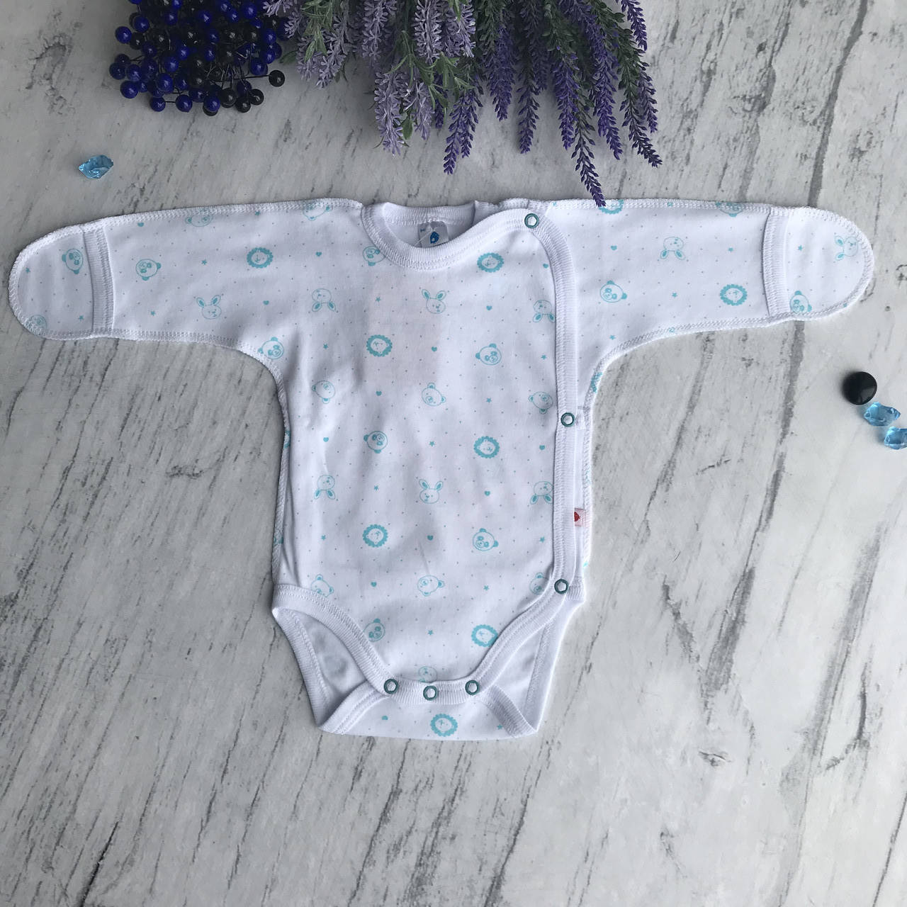 

Боди для мальчика 3333. Размеры 56 см