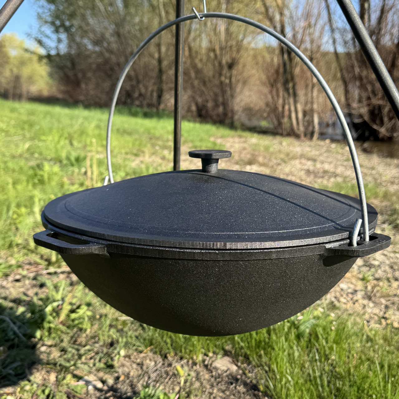 Казан татарський чавунний на 8л з кришкою та дужкою Брізол