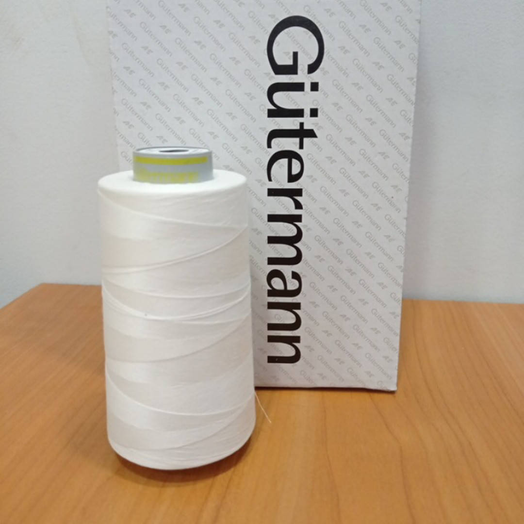 

Нитка Gutermann Perma core №120 5000м. молочный, Бежевый