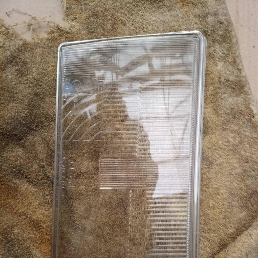 

Стекло на фару правое 2108 2109 21099