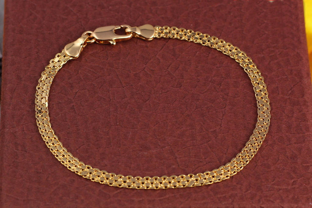 

Браслет Xuping Jewelry новый бисмарк,18 см 3.5 мм золотистый