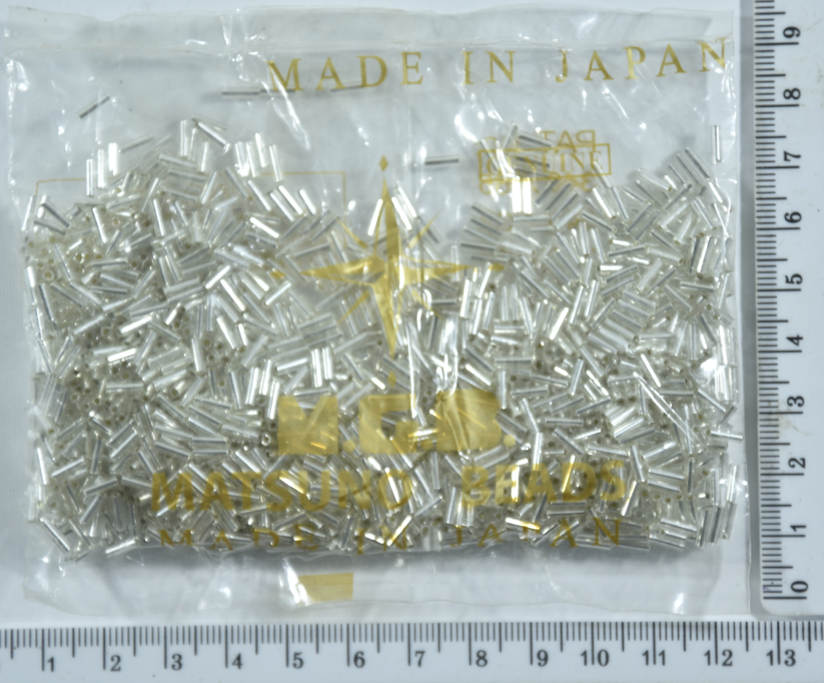 

Стеклярус "MATSUNO" Япония 50гр №164 серебро уп=1шт