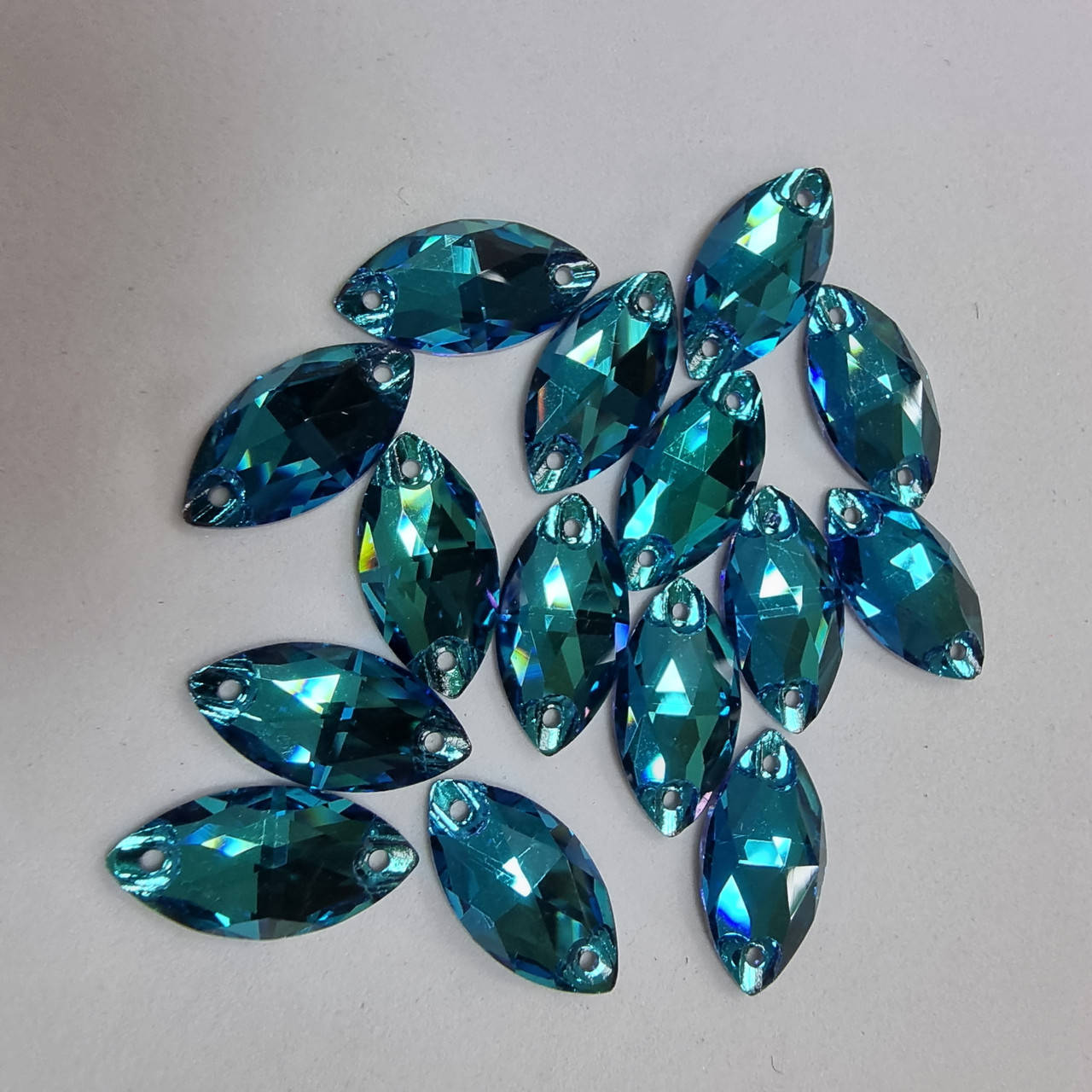 

Стразы Lux Маркиз 9х18мм. Green Zircon, Зелёный