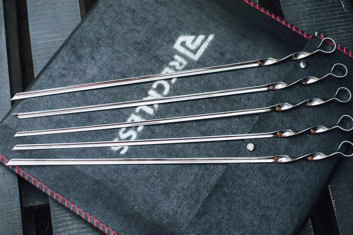 

Шампур угловой 560х14/2х1,5мм нержавеющая сталь Reckless