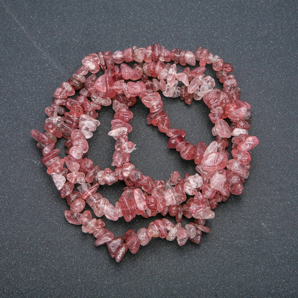 

Нитка натурального камня Клубничный кварц крошка d-8х4мм L-88см +-