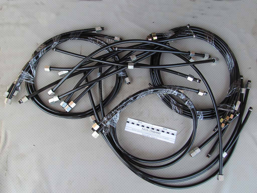 

Комплект тормозных трубок КамАЗ-5410 (пластик) (КМД) 5410-3506900