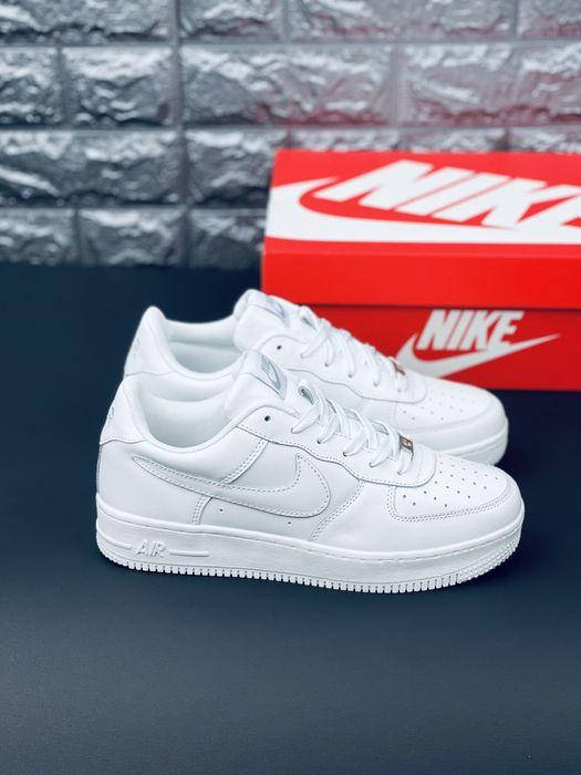 

Кожаные кроссовки Nike Air Force White/White Белые кросовки Найк Форс 38, Белый