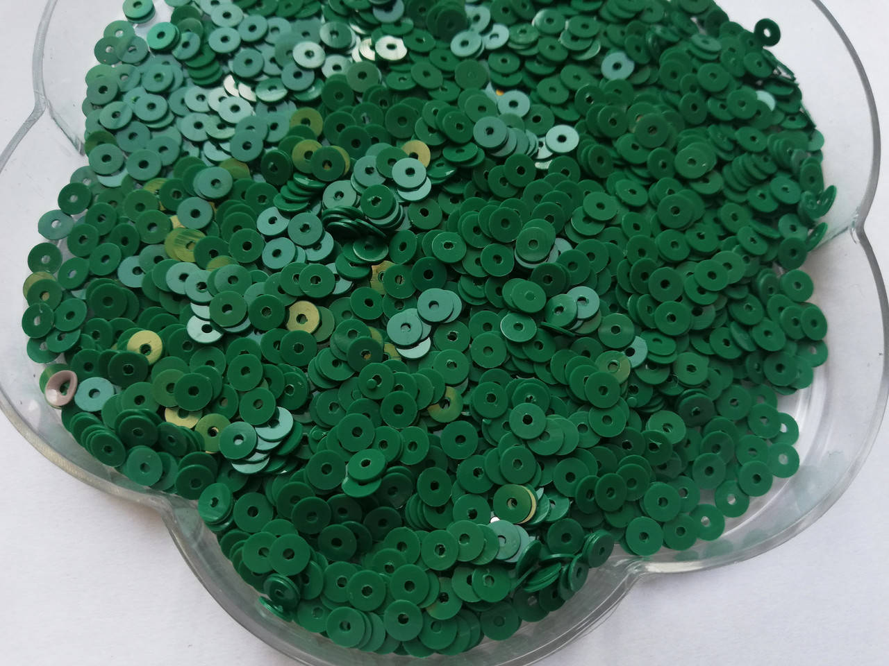 

Паєтки 3 мм Dark Green Pearl - Темно-зелений - 5 г Індія