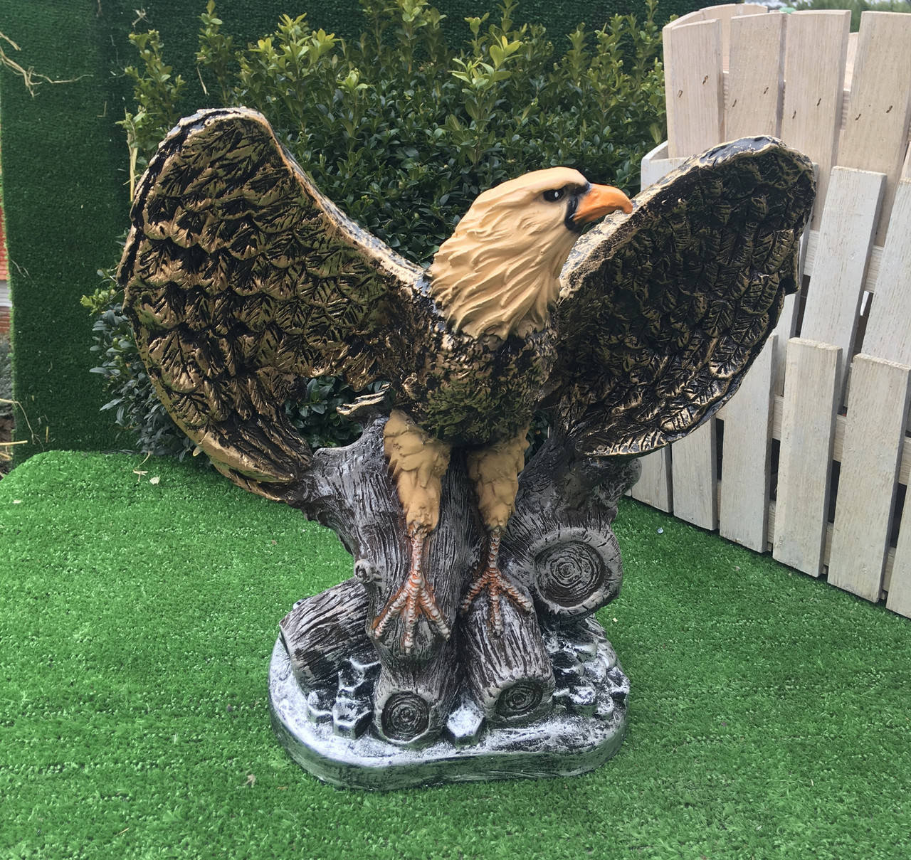 

Садова фігура, орел малий (висота 40 см )
