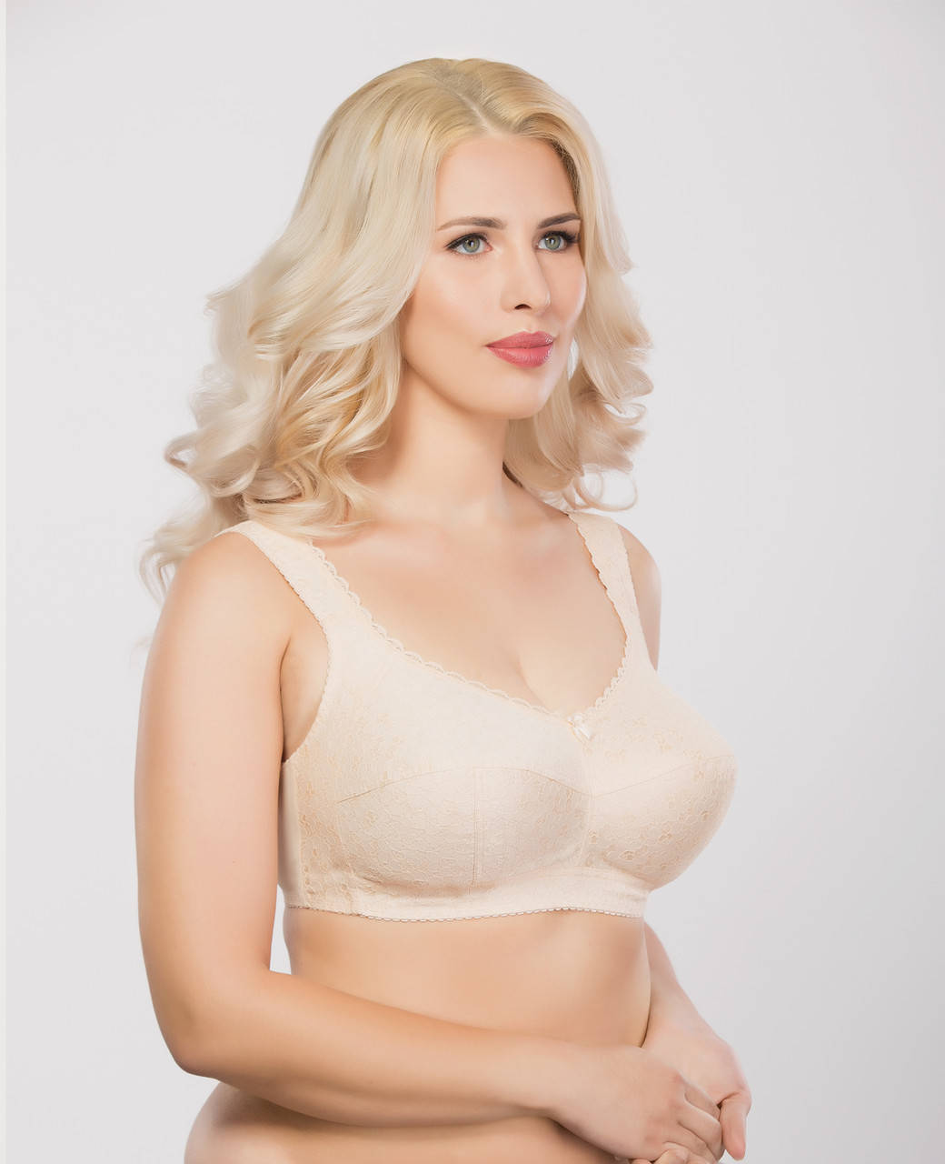 

Бюстгальтер без косточек большого размера модель 303 Бежевый, 120F