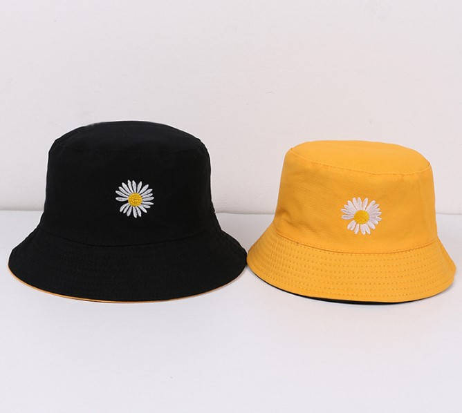 

Панама Шляпа Ромашка двусторонняя черный и желтый размер 56-58 см