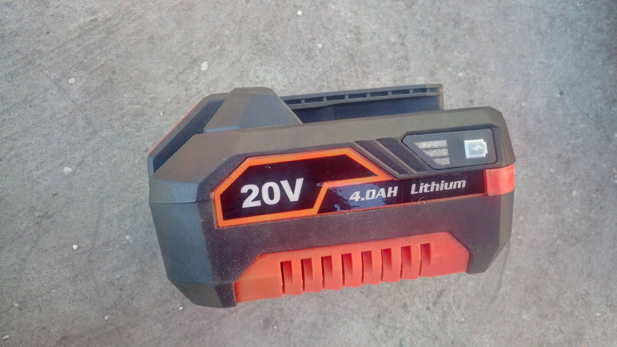 

Аккумуляторная батарея 4A, 20V, Vorhut (34-124) новая