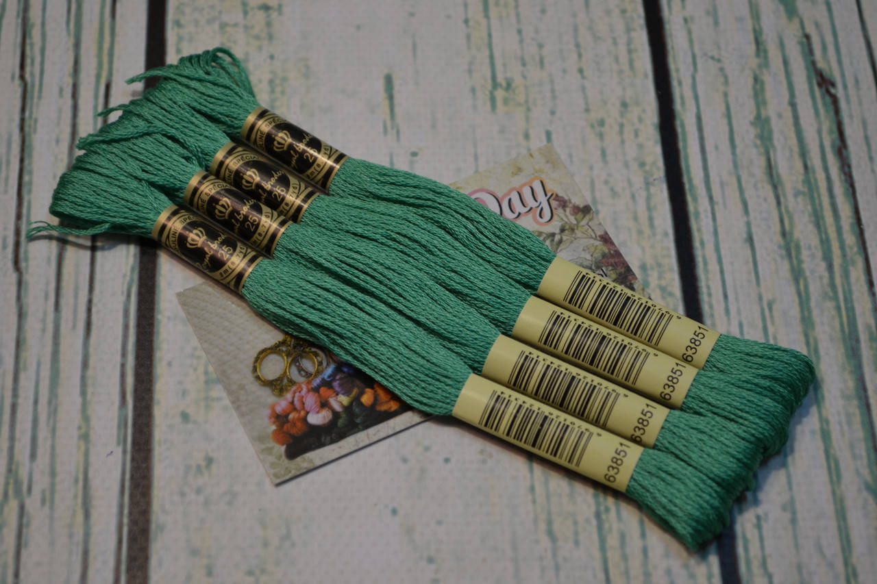 

Мулине Royal Broderie, цвет №3851