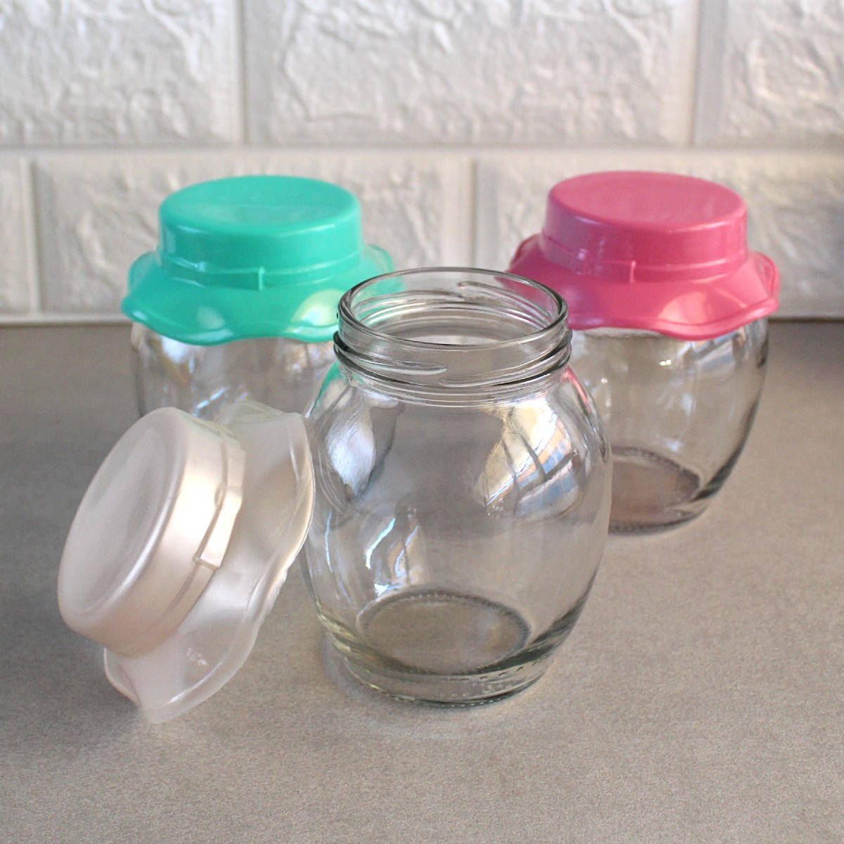 

Набор банок для специй с разноцветными крышками 3 шт Katrin