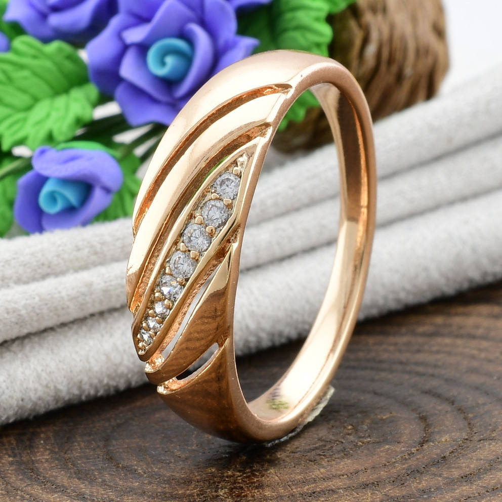 

Кольцо Xuping 15122 ширина 6 мм белые фианиты позолота 18К размер 18