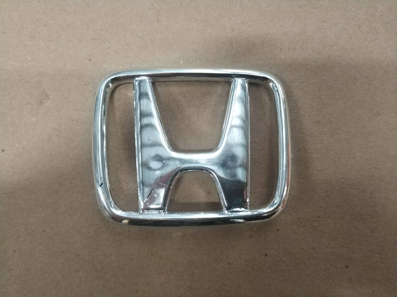 

Эмблема машины Honda, 53*63 и 75*90 мм