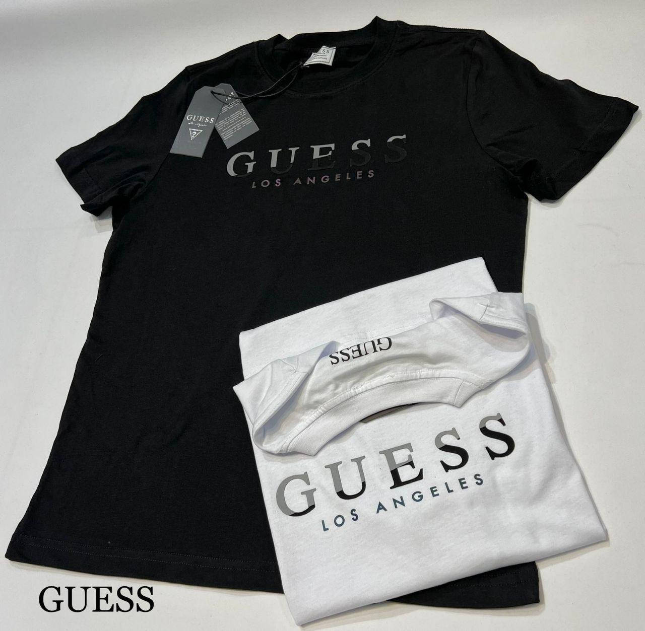 

Футболка Guess