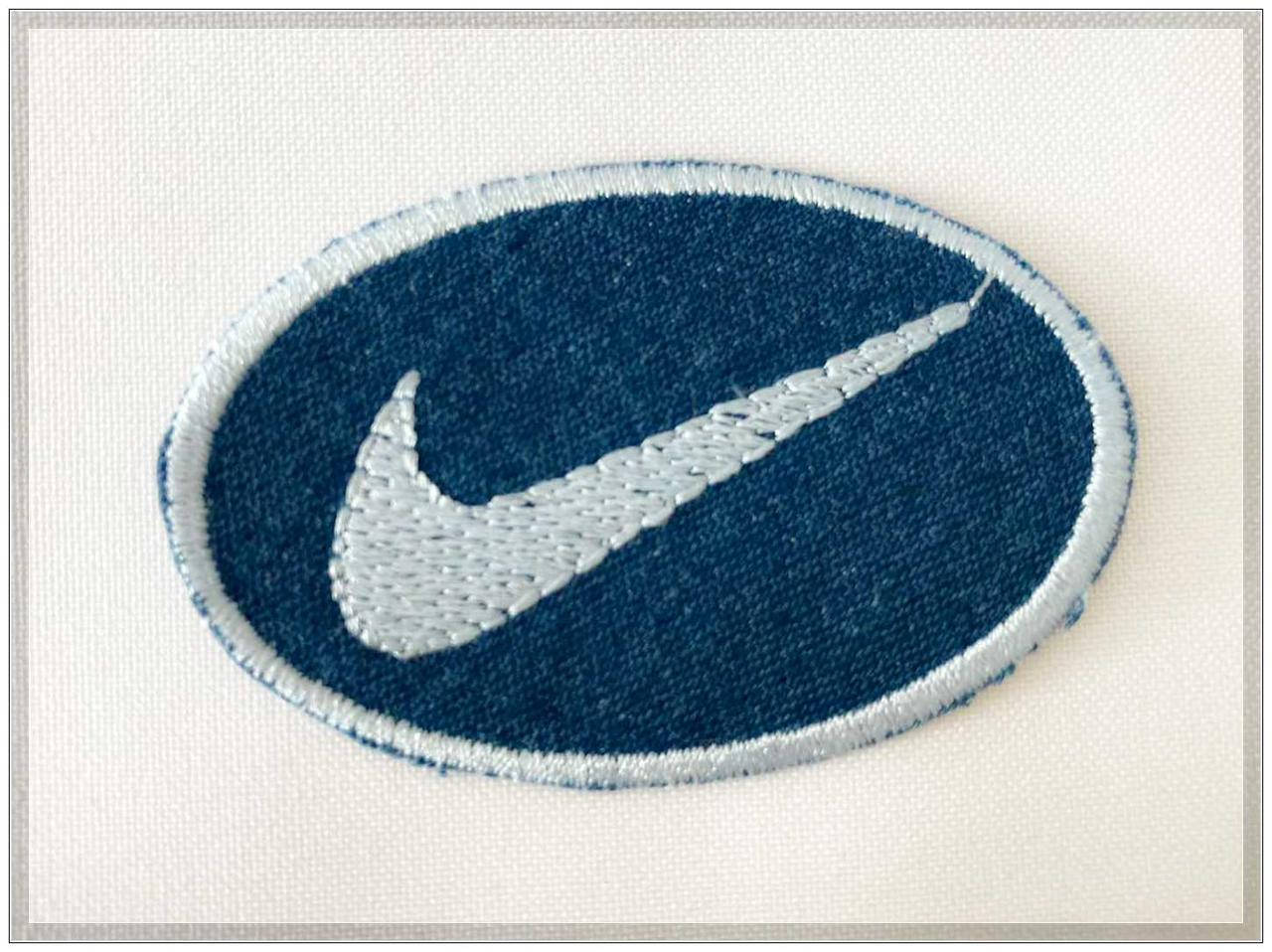 

Термоаппликация NIKE овал 4,5*7,0 см, Разные цвета