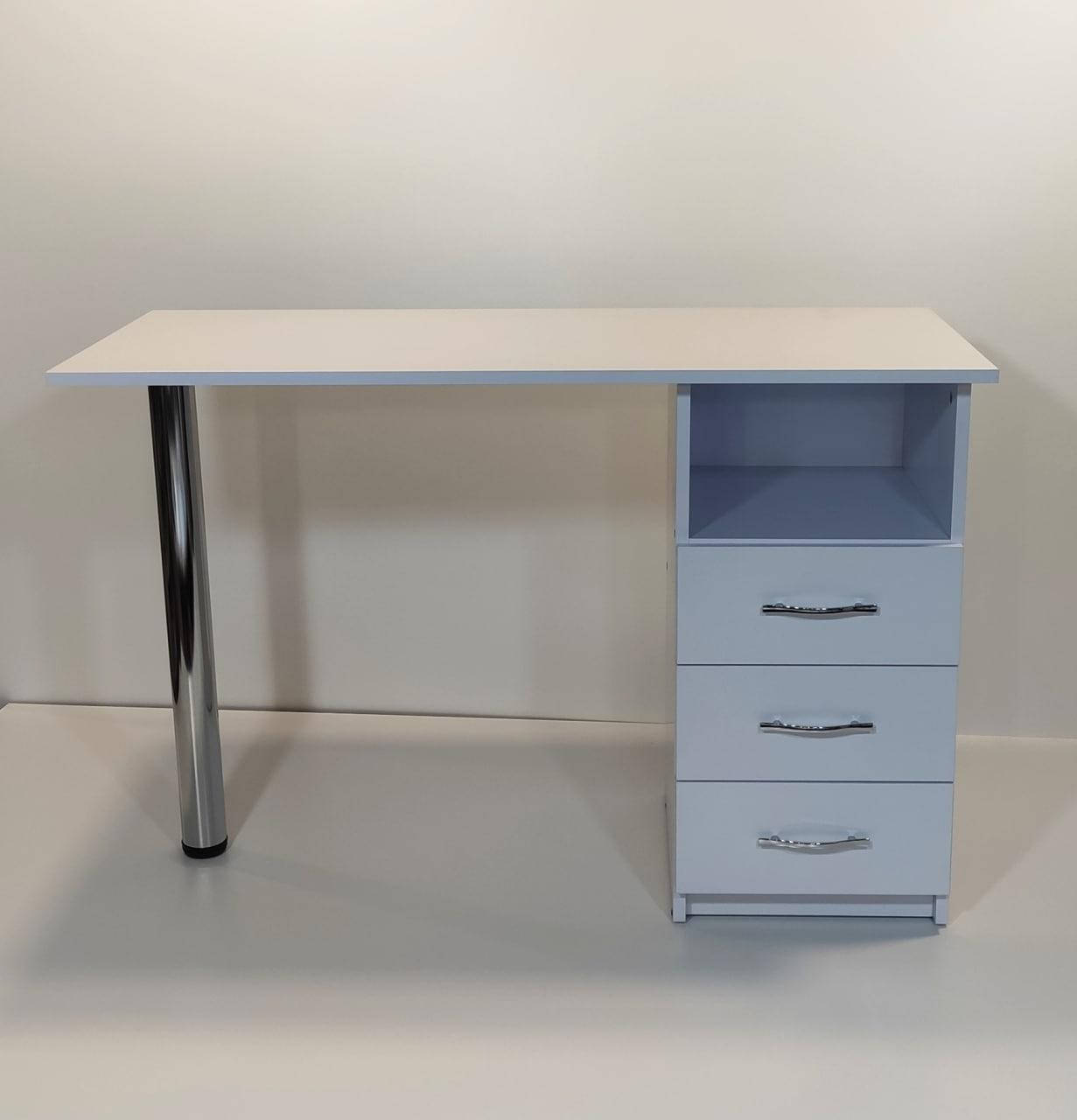 

Белый маникюрный стол М139 Flash c выдвижными ящиками. Столик для мастера маникюра в салон красоты или домой