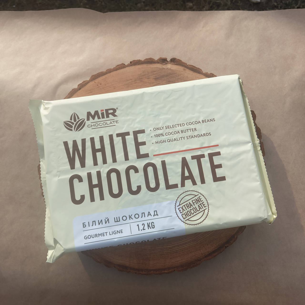 

Шоколад белый 26% МИР (MIR Chocolate) 1,2кг плитка фольга