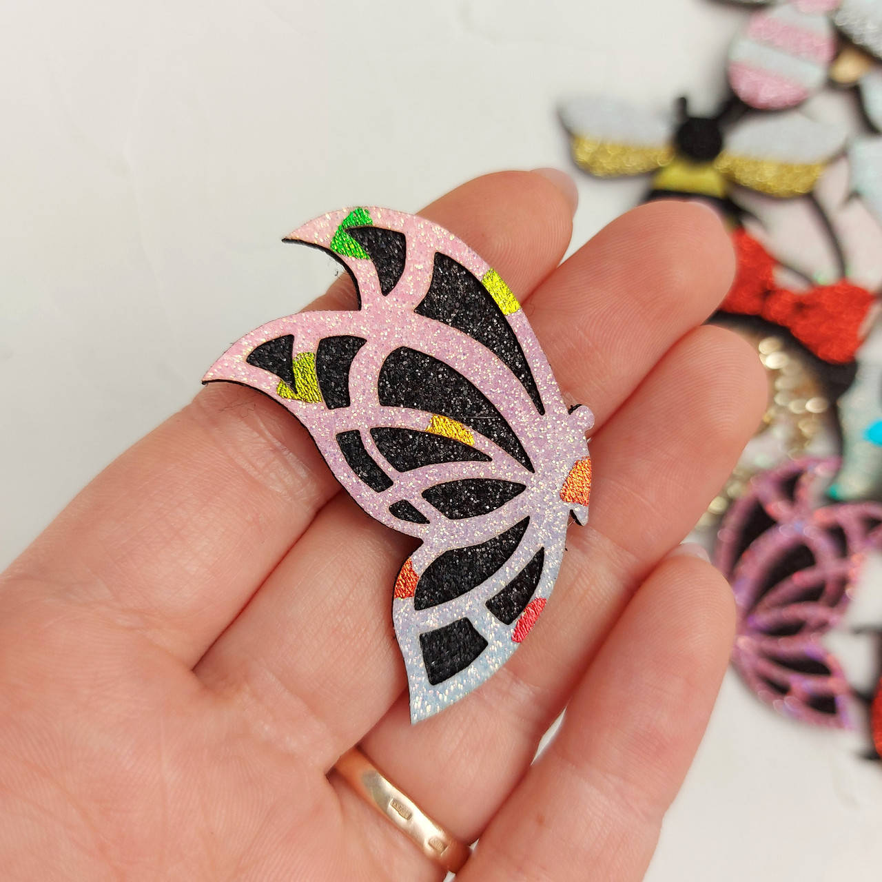 

Патч МЕТЕЛИК ГРАДІЄНТ (БЕЗ ВИБОРУ КОЛЬОРУ), 4.7*2.5см (НЕ СКЛЕЄНО)