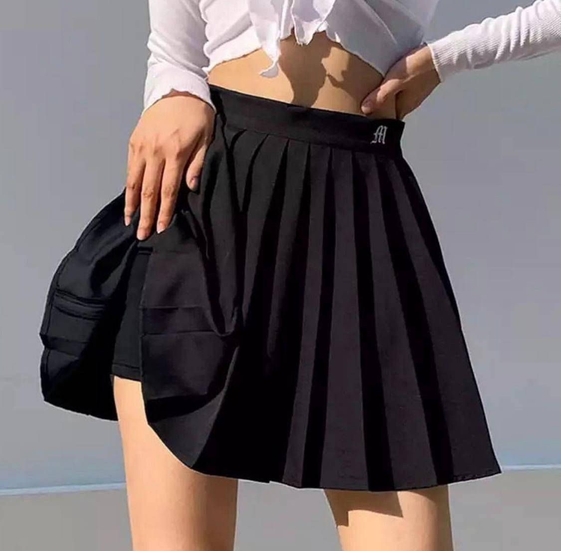 

Модная теннисная юбка-шорты черная 42,44, Черный