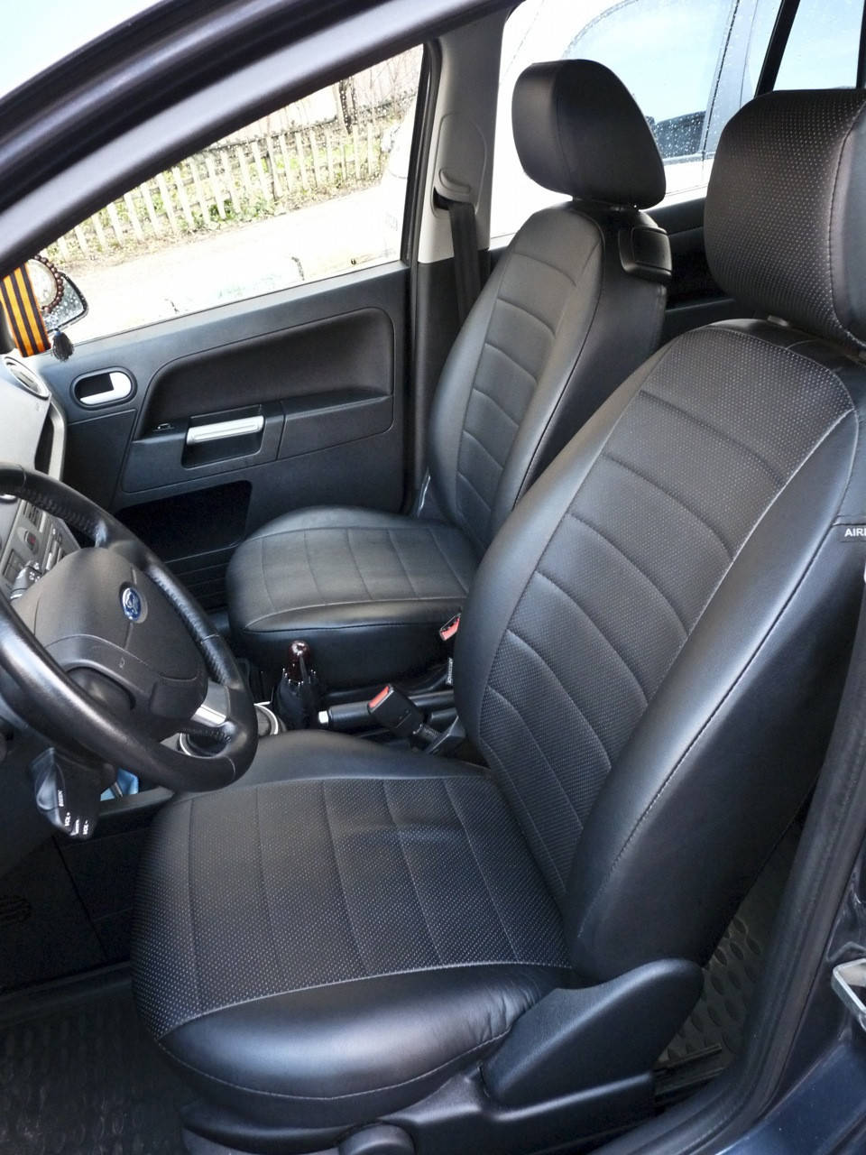 

Чехлы на сиденья Форд Фокус 2 (Ford Focus 2) (модельные, экокожа Аригон, отдельный подголовник)
