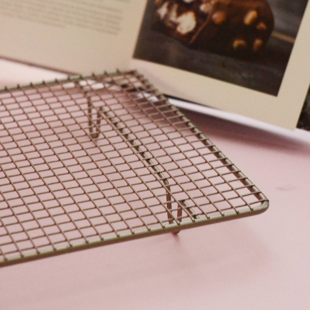 

Решетка для охлаждения и глазировки 26х23 см.