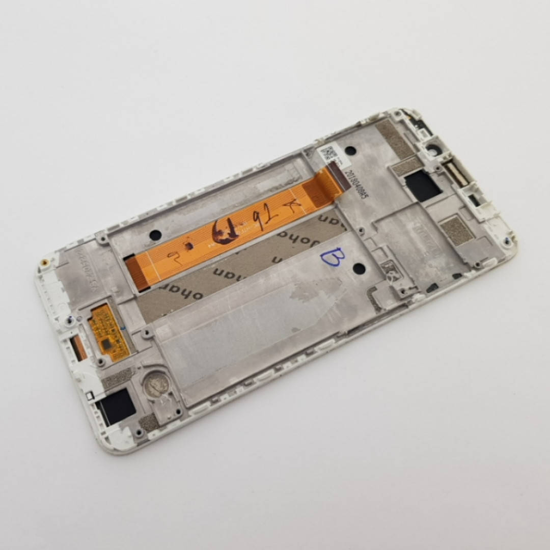 

С дефектом. Дисплей Meizu M6s модуль белый с разборки (следы влаги на шлейфе)