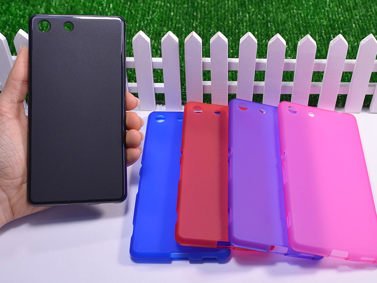 

Силиконовый TPU чехол для Sony Xperia M5 Dual E5633