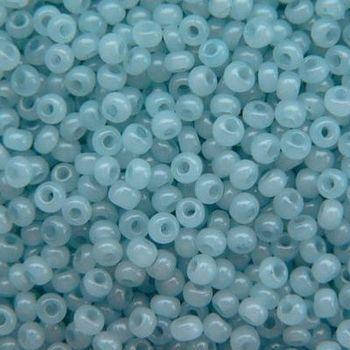 

Бисер Preciosa Чехия №02133 1г, аква, алебастровый