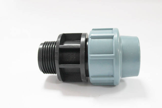 

Муфта с наружной резьбой 32х1