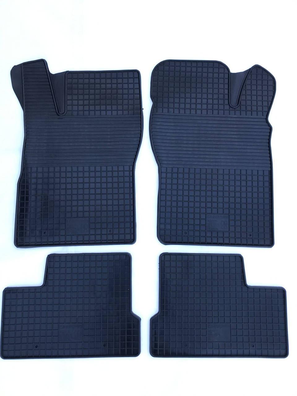 

Коврики для Opel Kadett E 1984- резиновые в салон (CarGum Харьков)