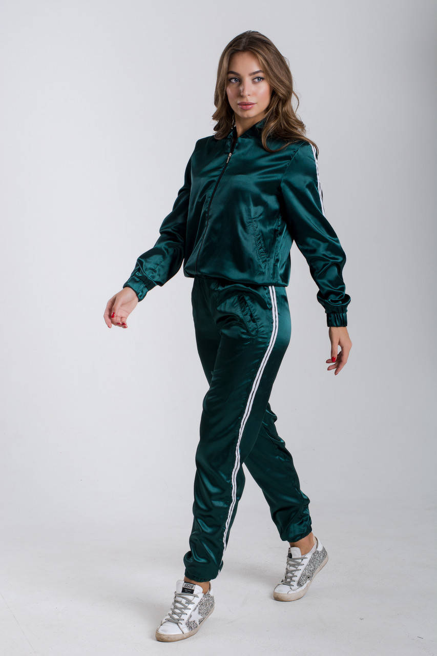 

Спортивный женский костюм из стрейч атласа, Зелёный