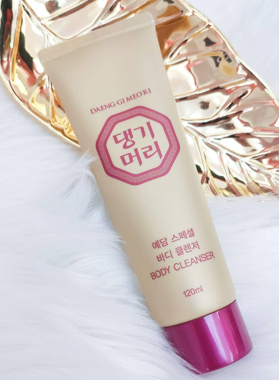 

Гель для душа Daeng Gi Meo Ri Yeadam Special Body Cleanser 120 мл