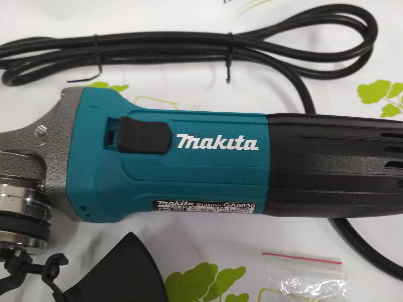 

Болгарка Makita GA5030