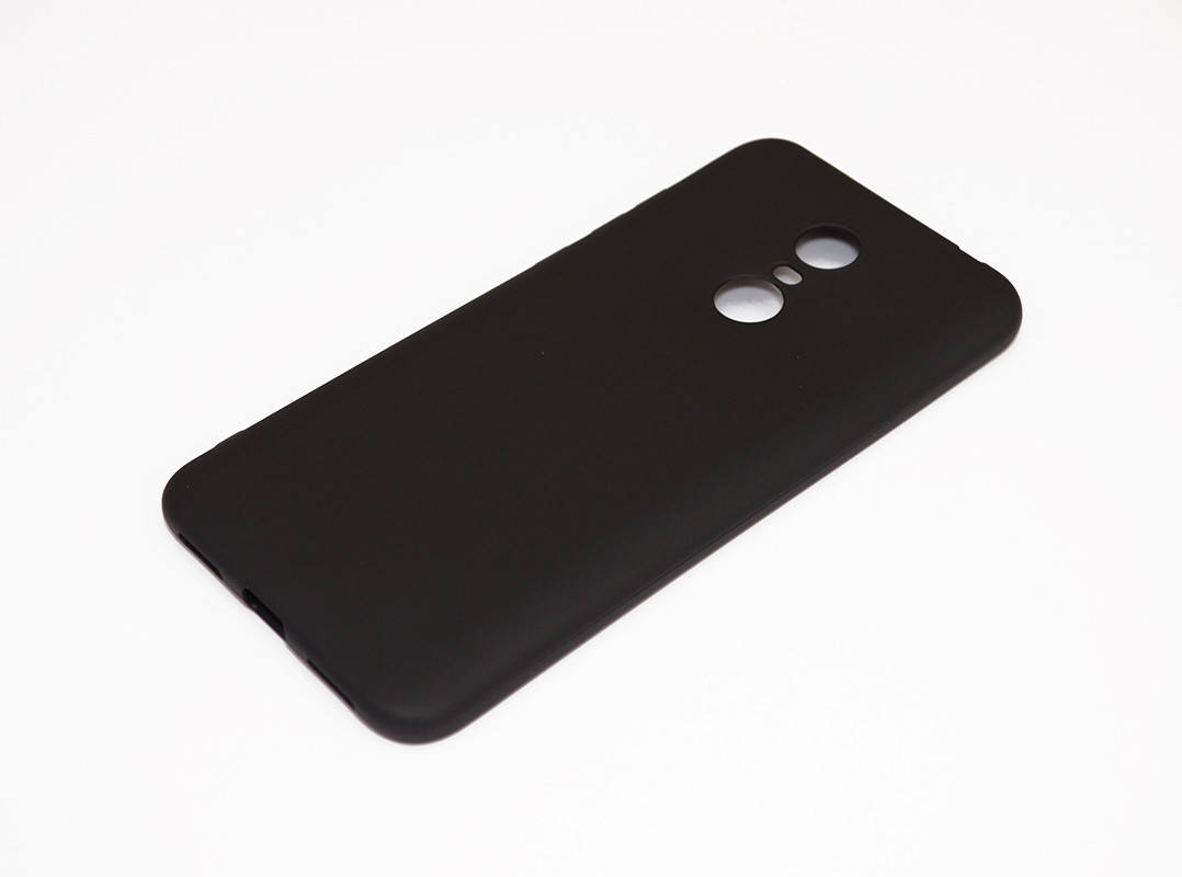 

Чехол для Xiaomi Redmi 5 Plus силиконовый Черный