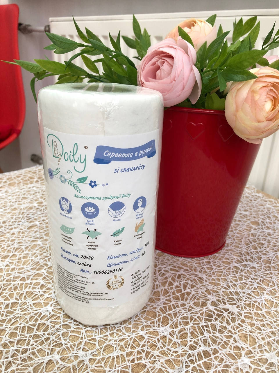 

Салфетки в рулоне косметологические Doily