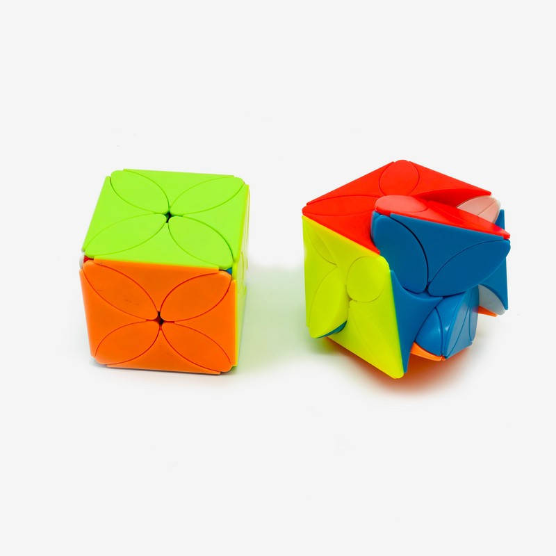 

Кубик-рубика "Magic cube" грани лепестки (8120-15, 5.5*5.5см 1/288/6)