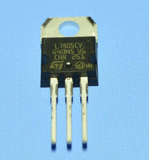 

Микросхема 7805 (L7805CV) (dual) TO-220 STM
