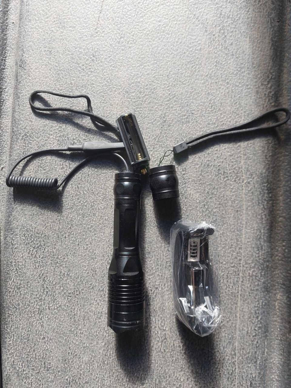 

Фонарик тактический, военный
