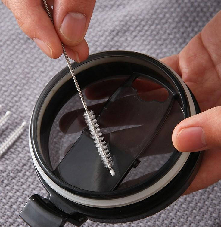 

Щетка - ершик для чистки трубочек, бутылочек, поильников, пробирок