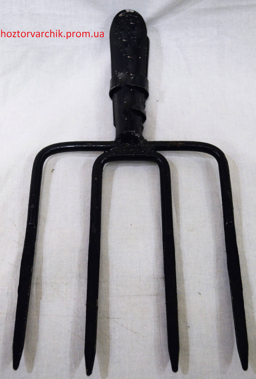 

Вилы копальные 4-х зубые с посадочным кольцом / Токмак,Украина /