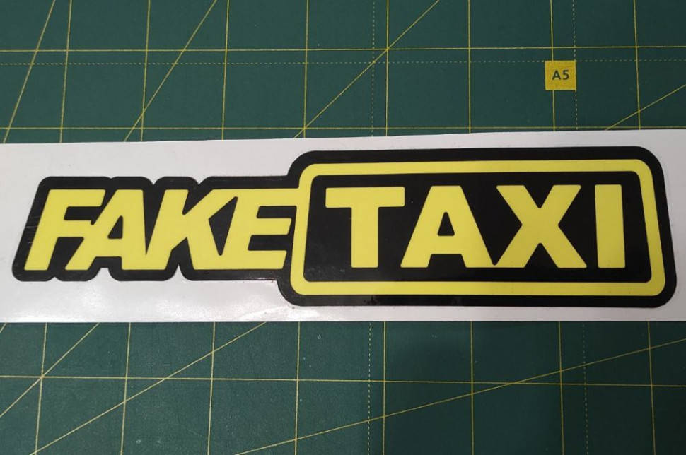 

Виниловая наклейка стикер на автомобиль - Fake TAXI