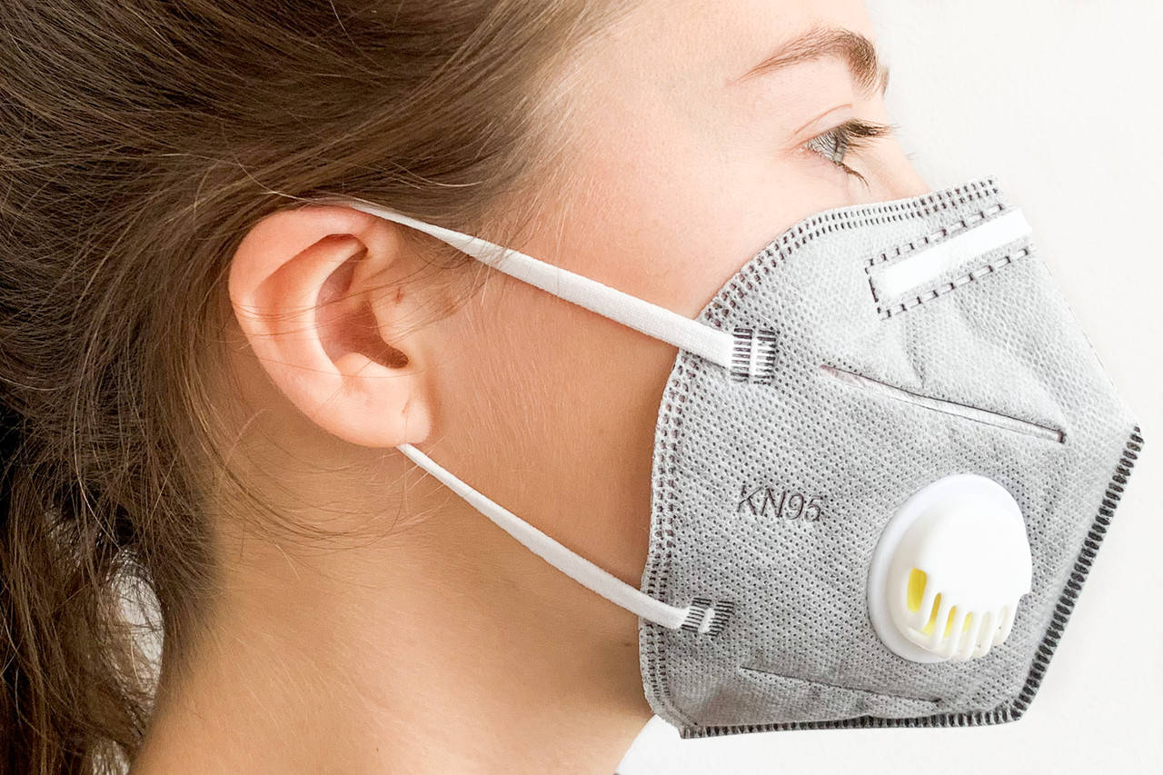 

Респиратор KN95 с клапаном выдоха, 6 слоев / Респіратор KN95 з клапаном видиху 6 шарів (близько до ffp3), Серый