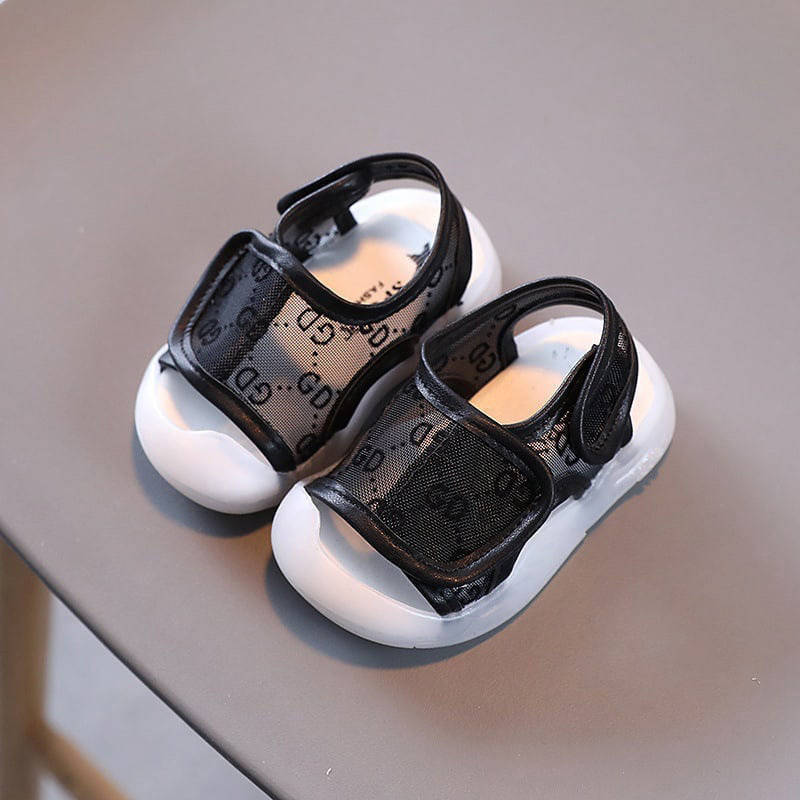 

Детские летние босоножки на мальчиков и девочек, цвет чёрный. Летняя обувь для детей, Черный