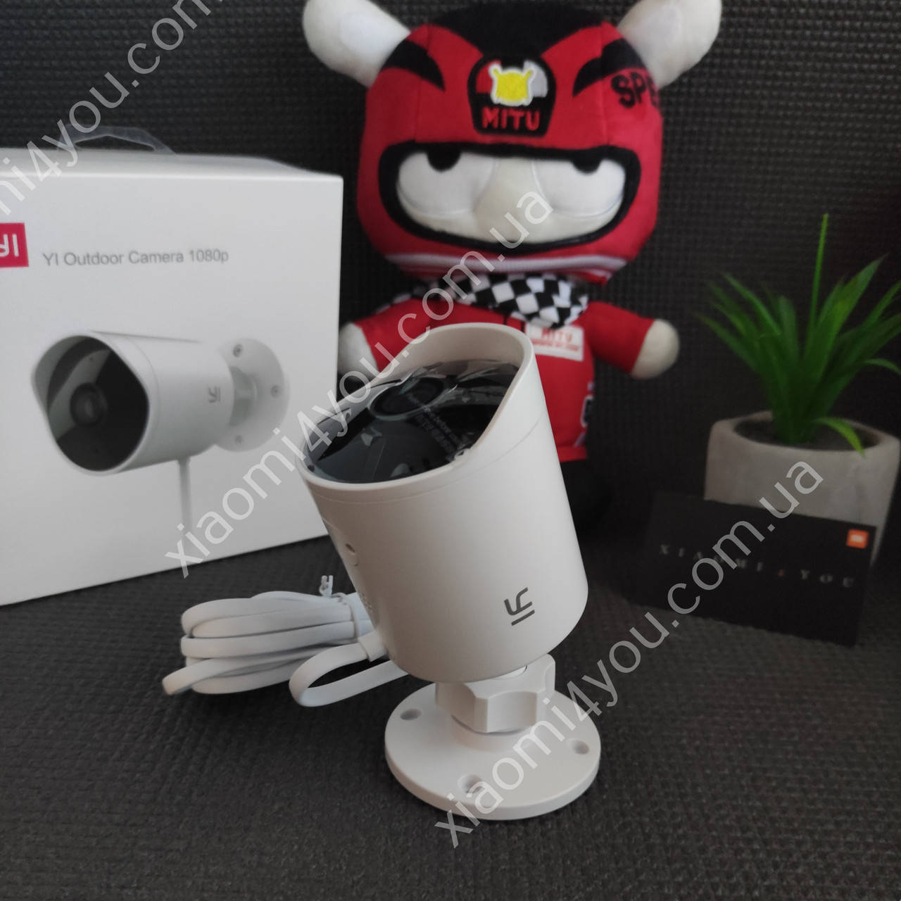 

Уличная камера Xiaomi Yi Outdoor Camera , наружная влагостойкая