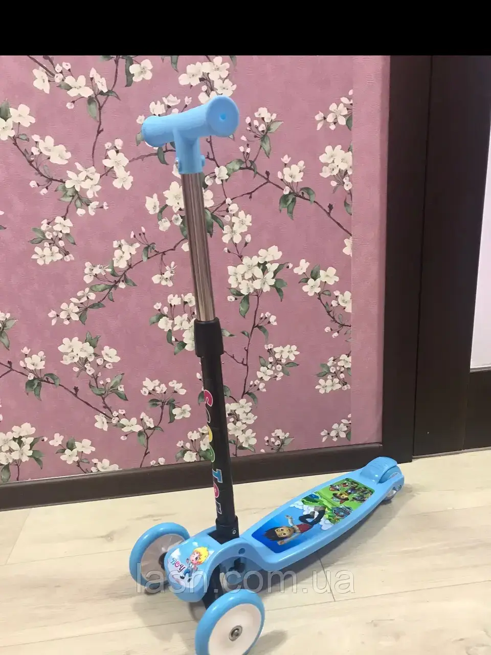 

Самокат детский для мальчика Scooter