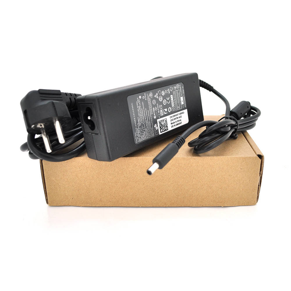 

Блок питания MERLION для ноутбука DELL 19.5V 4.62A (90 Вт) штекер 4.5*3.0 мм, длина 0,9м + кабель питания