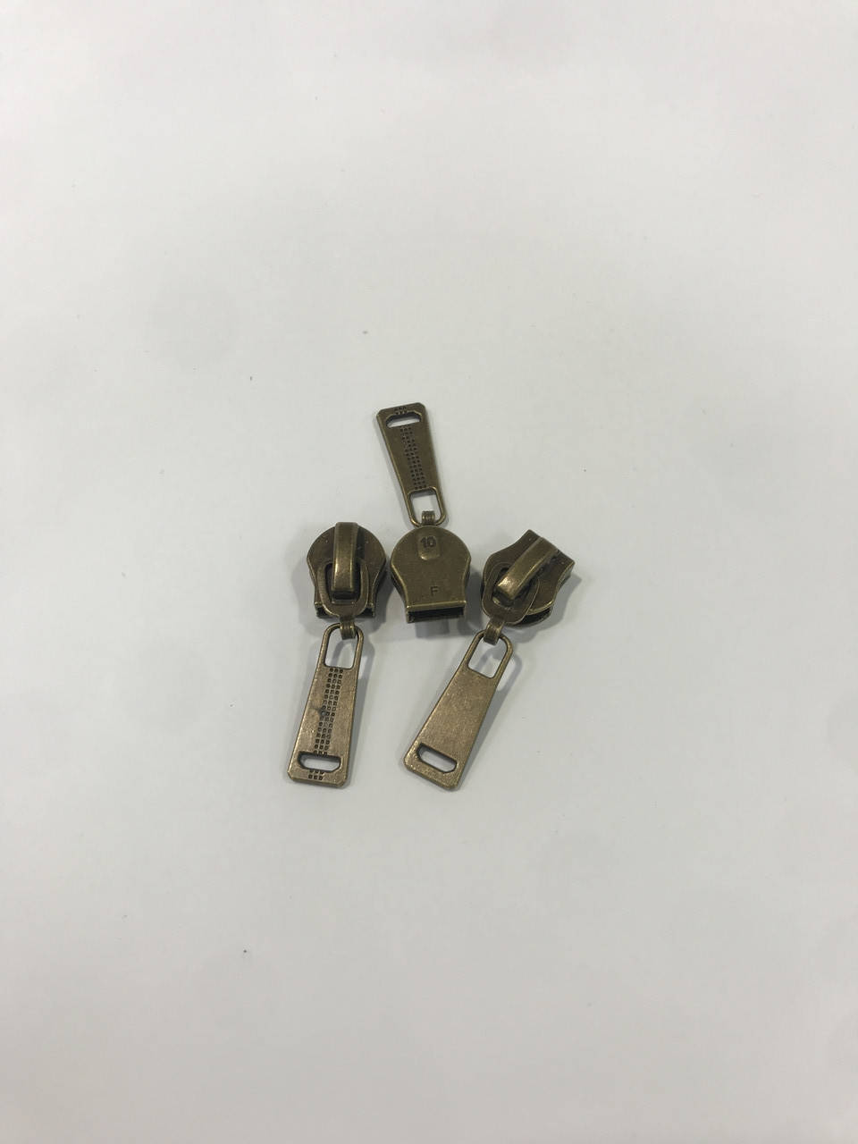 

Бегунок тип 8 на тракторную молнию, темный никель, Блек никель